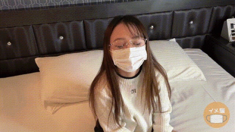 FC2-PPV-4693928 A petite new graduate office lady is filmed as an image video IMEDAMAFC2